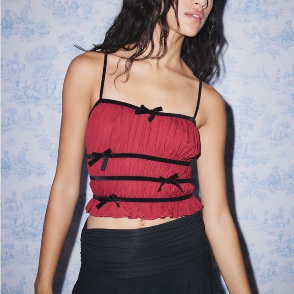 UO Kimchi Blue Bianca Bow Cami in Red and Black Velvet, size small